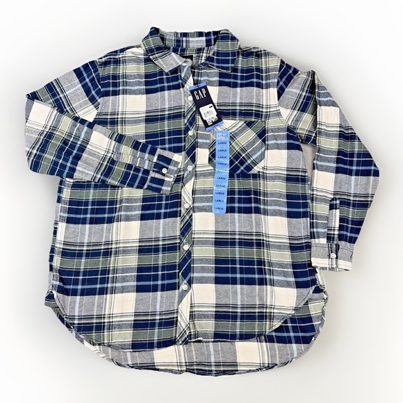 GAP Tops - GAP Shirt Women's L Blue Plaid Long Sleeve Button Down Relaxed Fit Flannel NWT